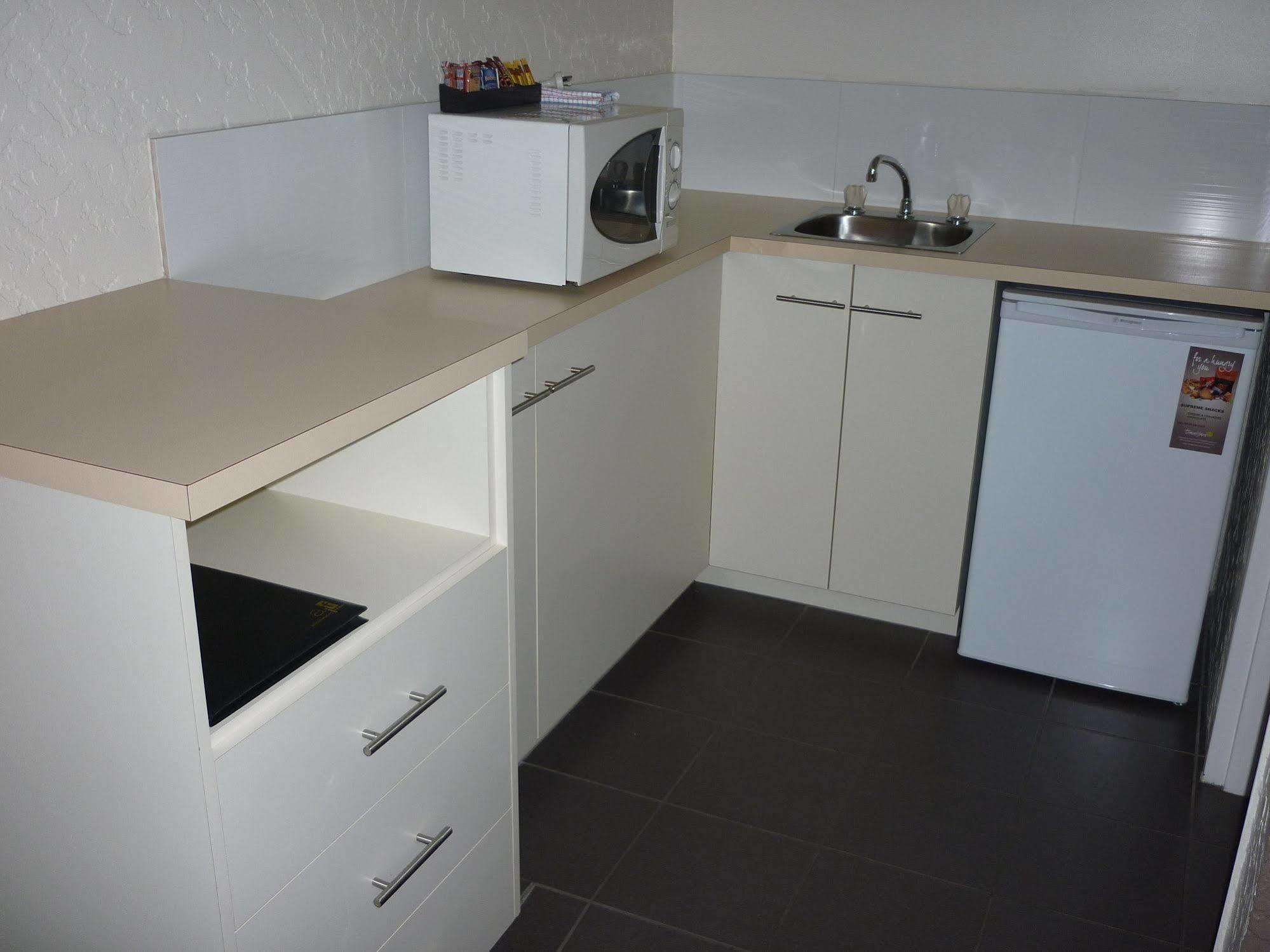Bundaberg Spanish Motor Inn Екстер'єр фото