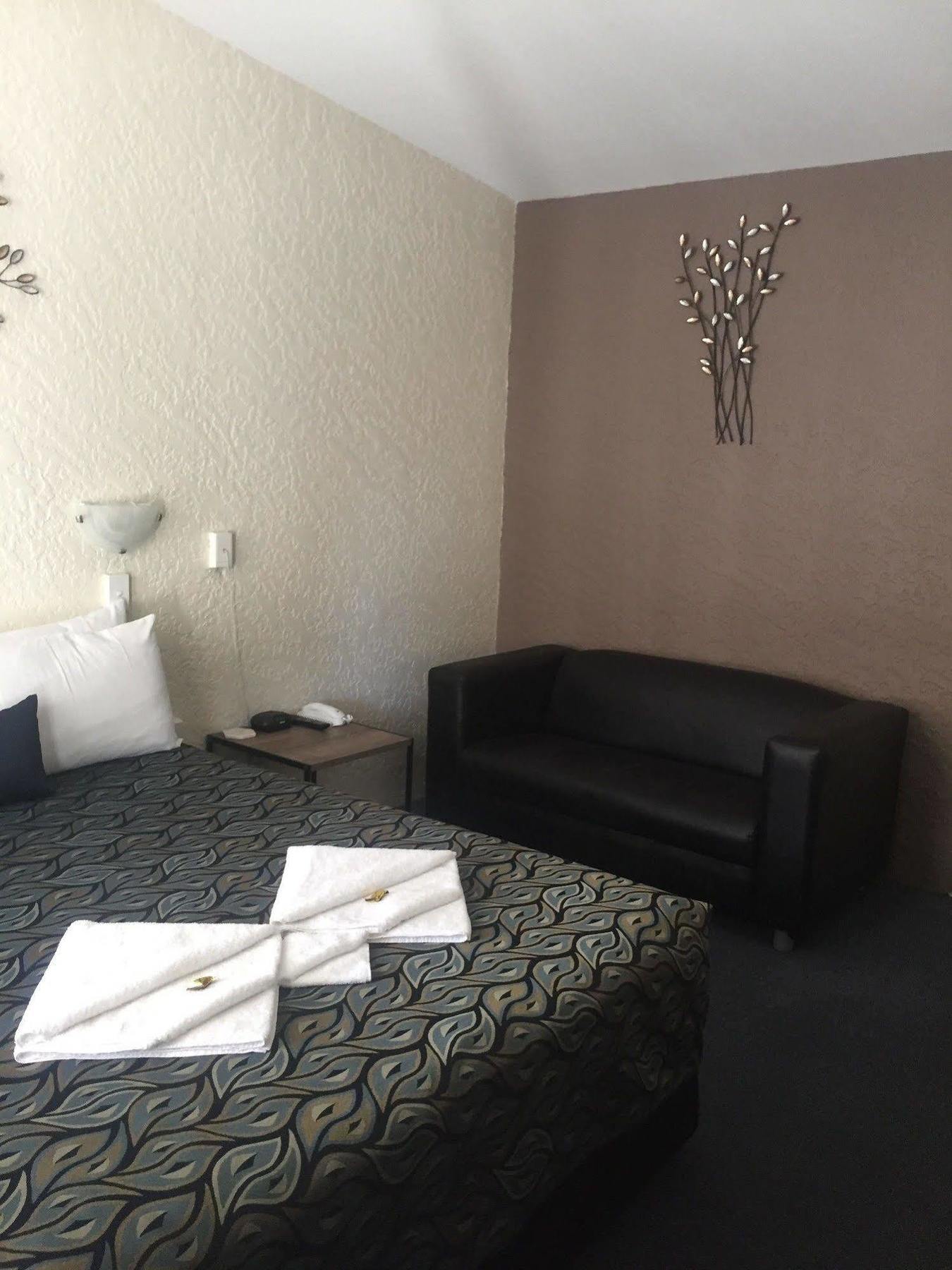 Bundaberg Spanish Motor Inn Екстер'єр фото