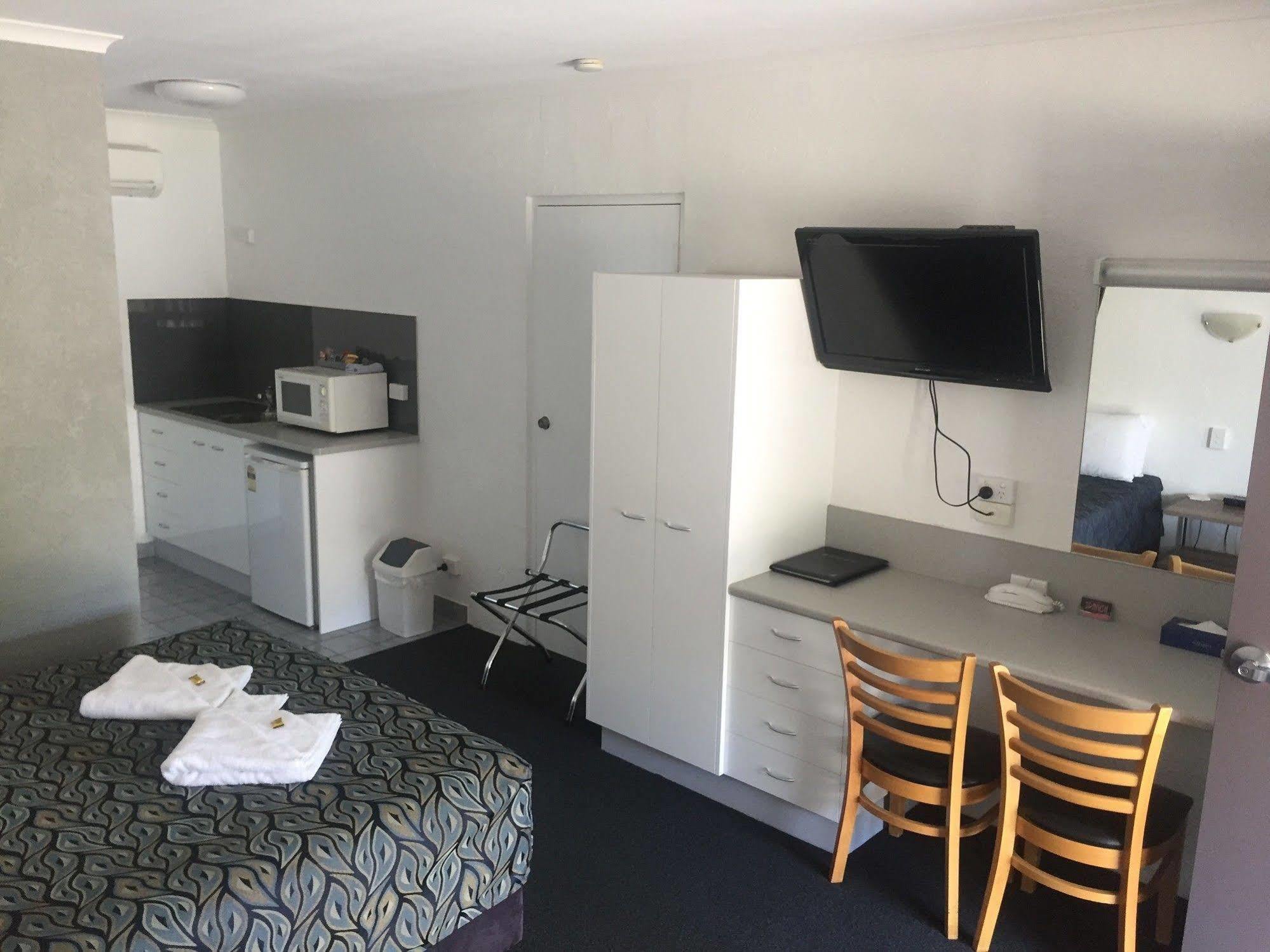 Bundaberg Spanish Motor Inn Екстер'єр фото