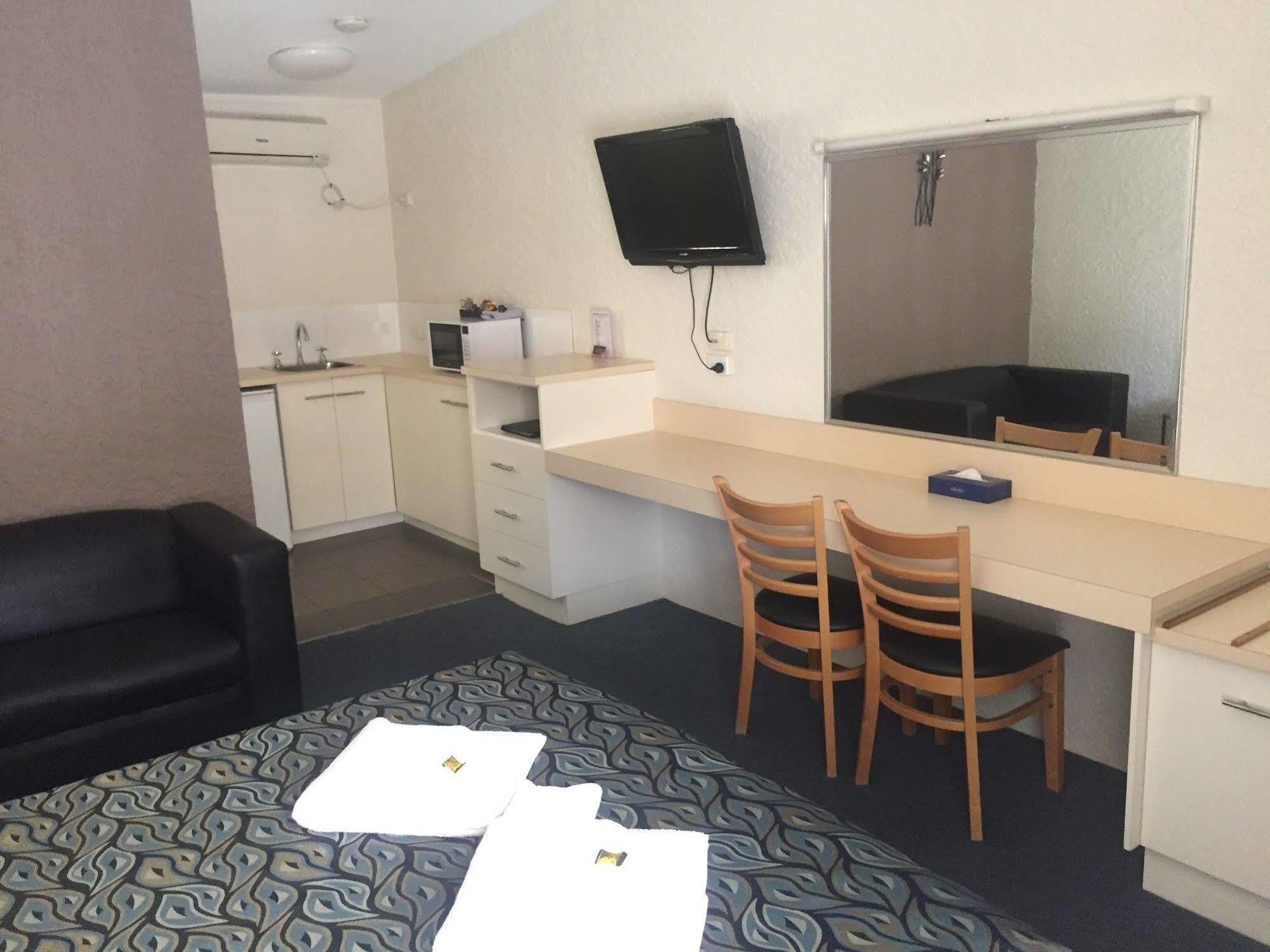 Bundaberg Spanish Motor Inn Екстер'єр фото